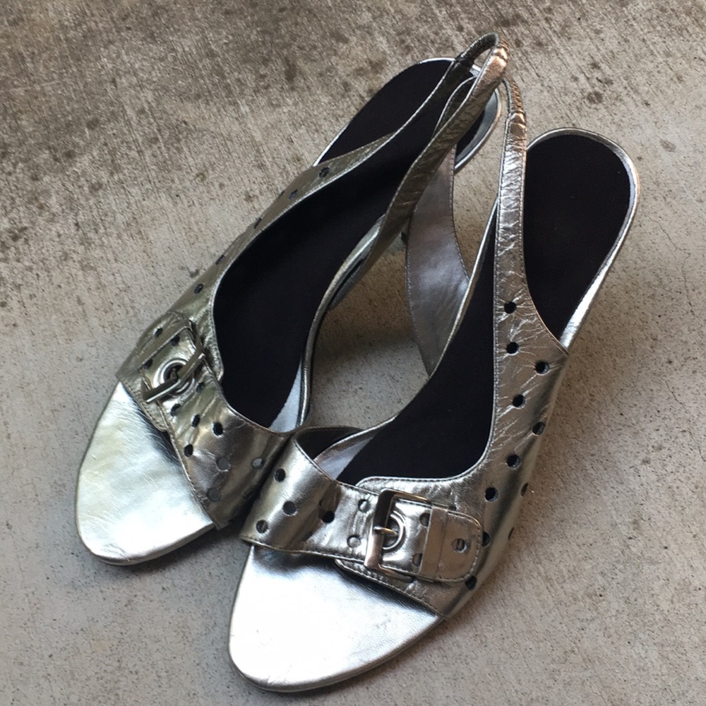 Nine West silver pumps